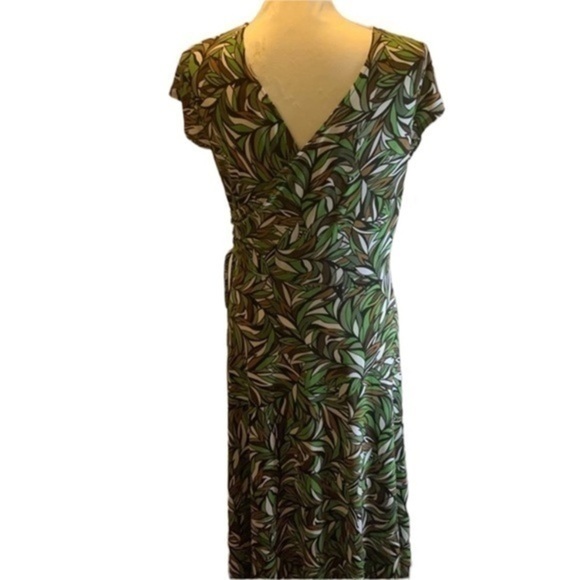 Chadwick’s Dress - Picture 3 of 5